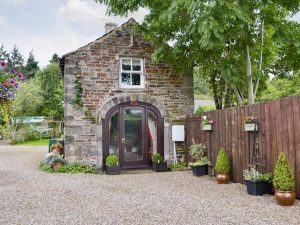 Coach house